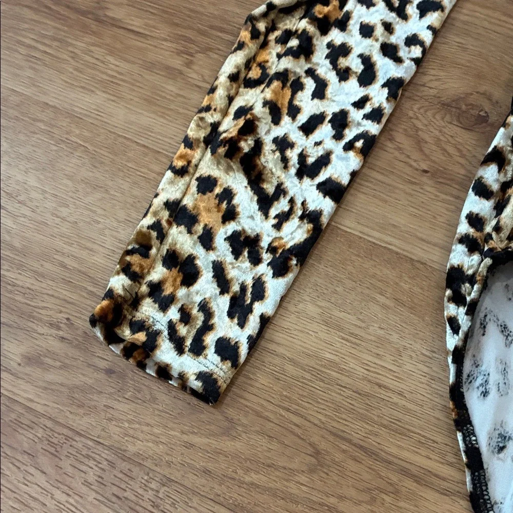 Urban Outfitters Out From Under CS Velour Long Sleeve Leopard‎ Bodysuit